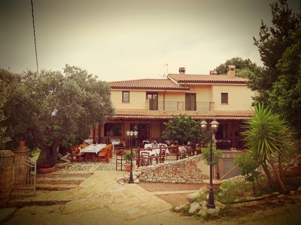 Cepagatti Casale Del Sole Bed & Breakfast エクステリア 写真